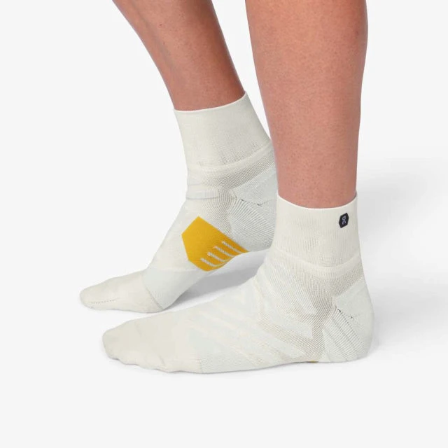 On Running Men's Mid Sock - Image 3